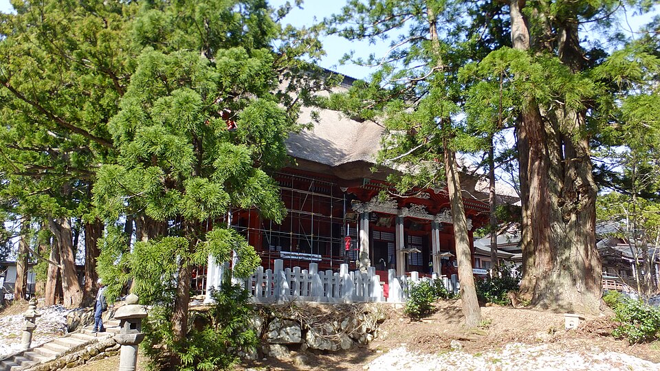 出羽三山神社三神合祭殿