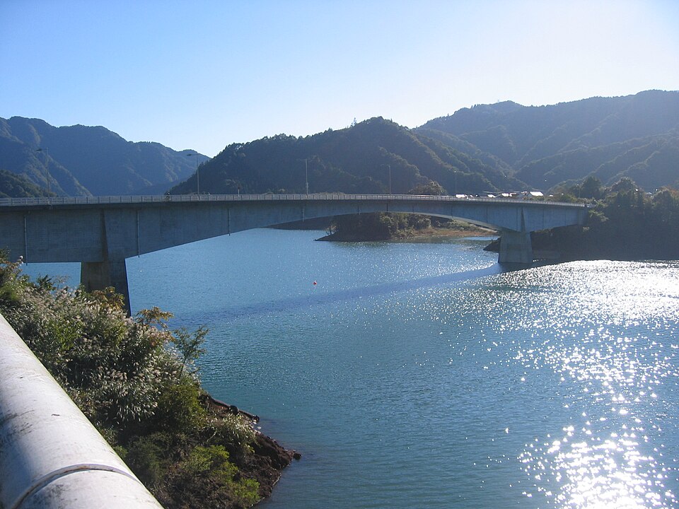 宮ヶ瀬橋