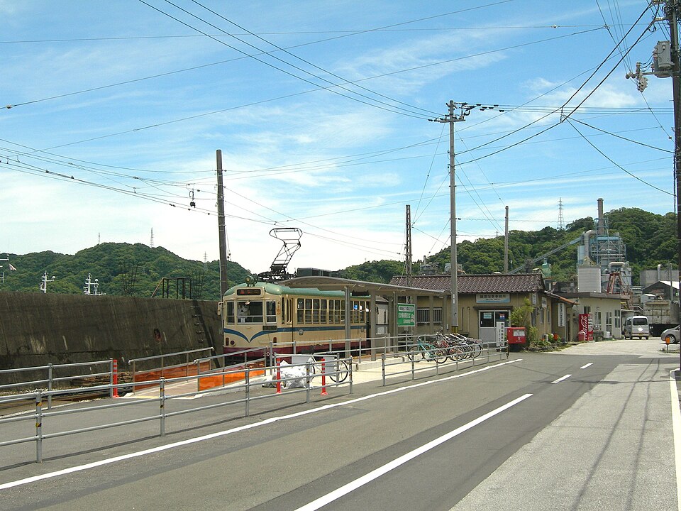 桟橋通五丁目駅
