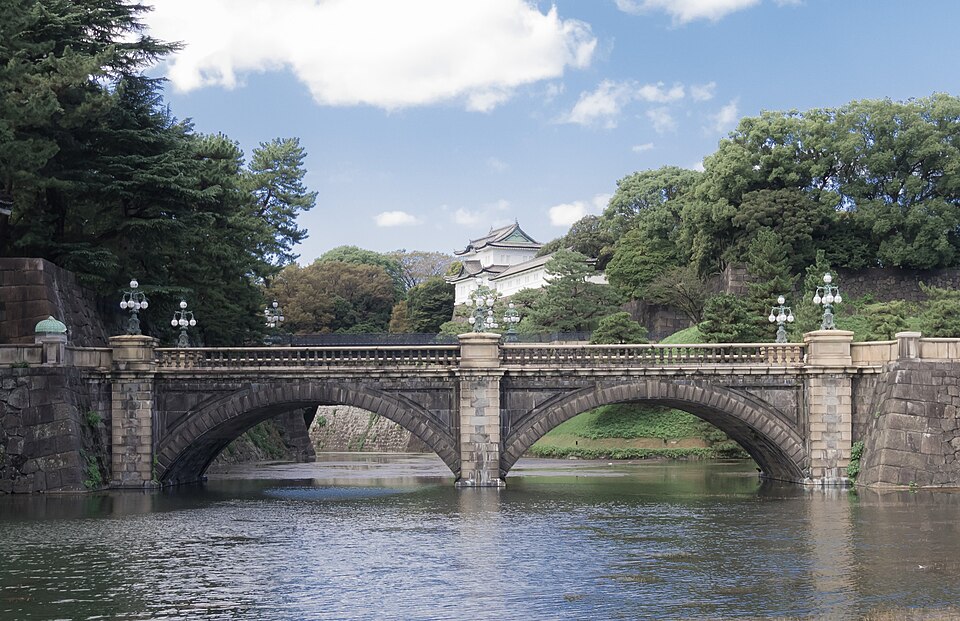 正門石橋